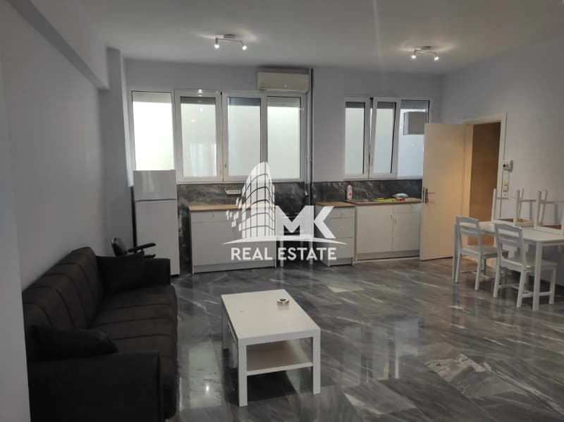 Apartment in Patra Centre, Patra — Photo 1 of 10