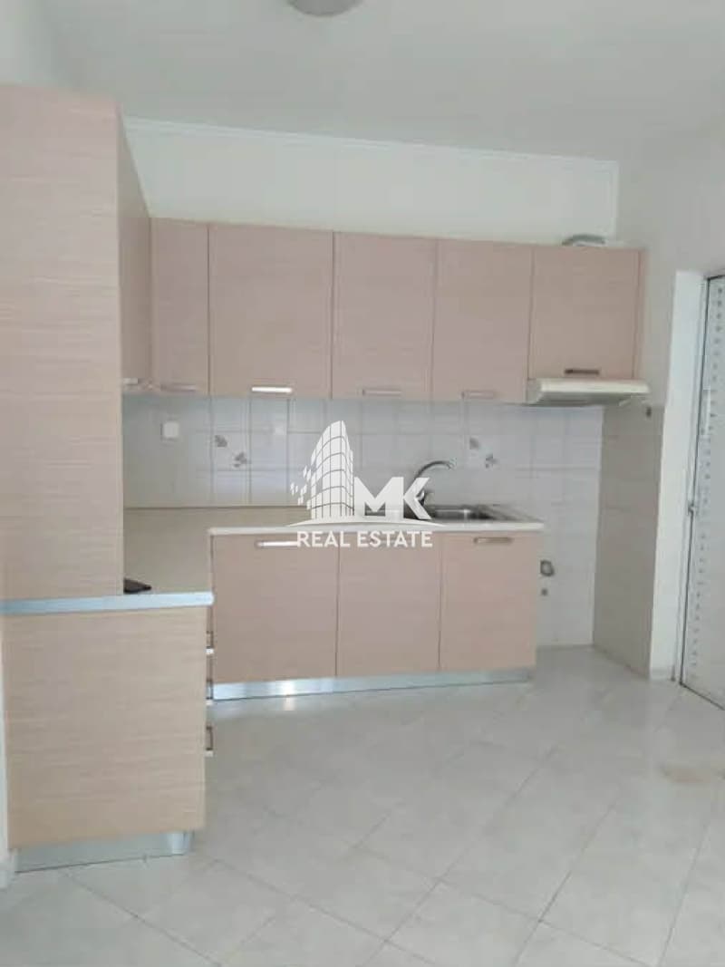 Apartment in Mesa Agia, Patra — Photo 1 of 7