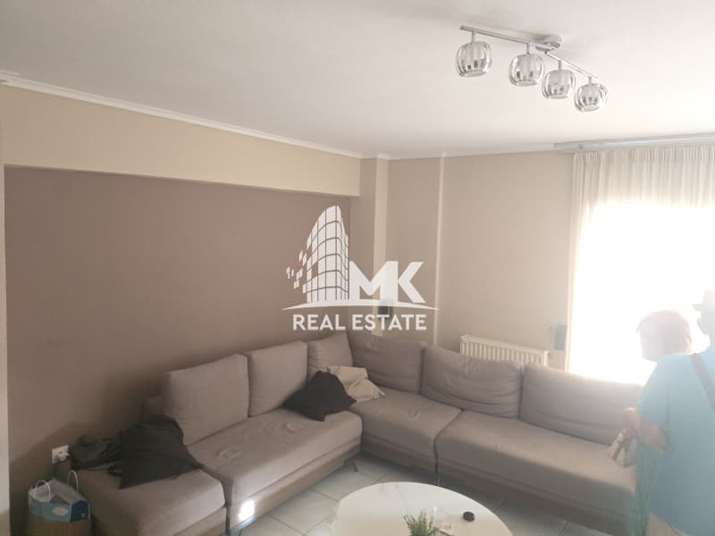 Apartment in Center, Kalamaria — Photo 2 of 4