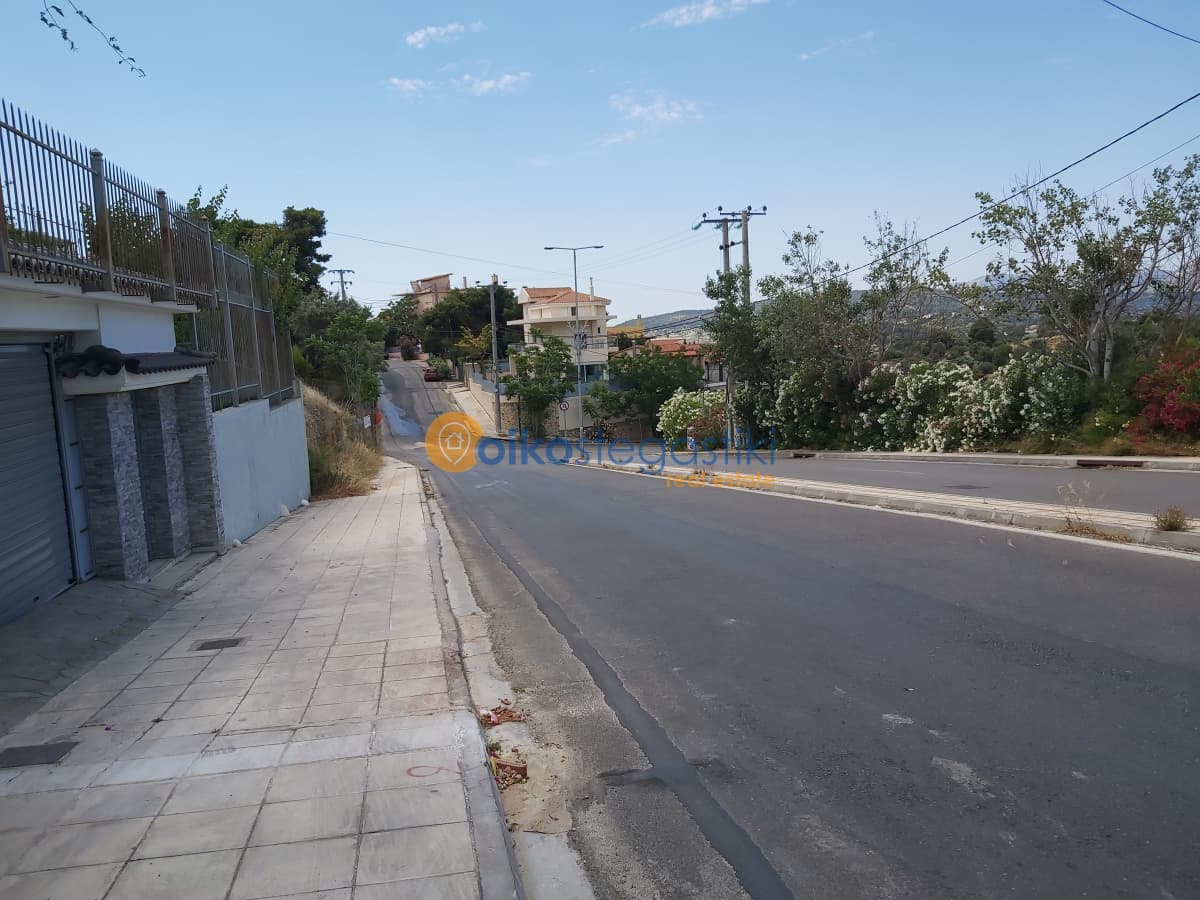 Οικόπεδο στην Καρούζι, Παλλήνη