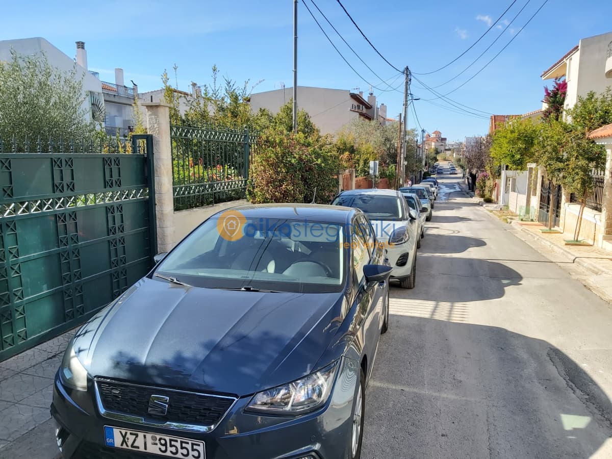 Οικόπεδο στην Γαργηττός, Γέρακας