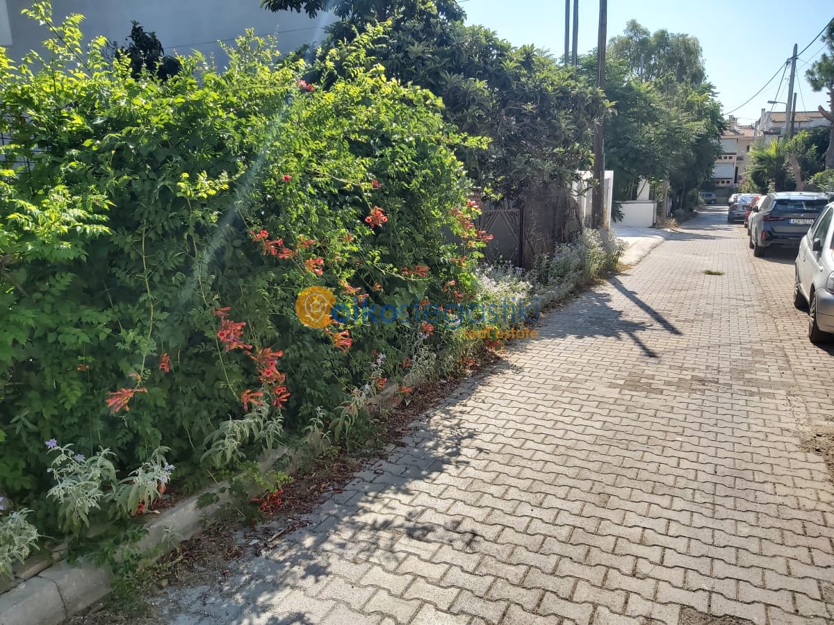 Οικόπεδο στην Μπάλανα, Γέρακας — Φωτογραφία 2 από 3