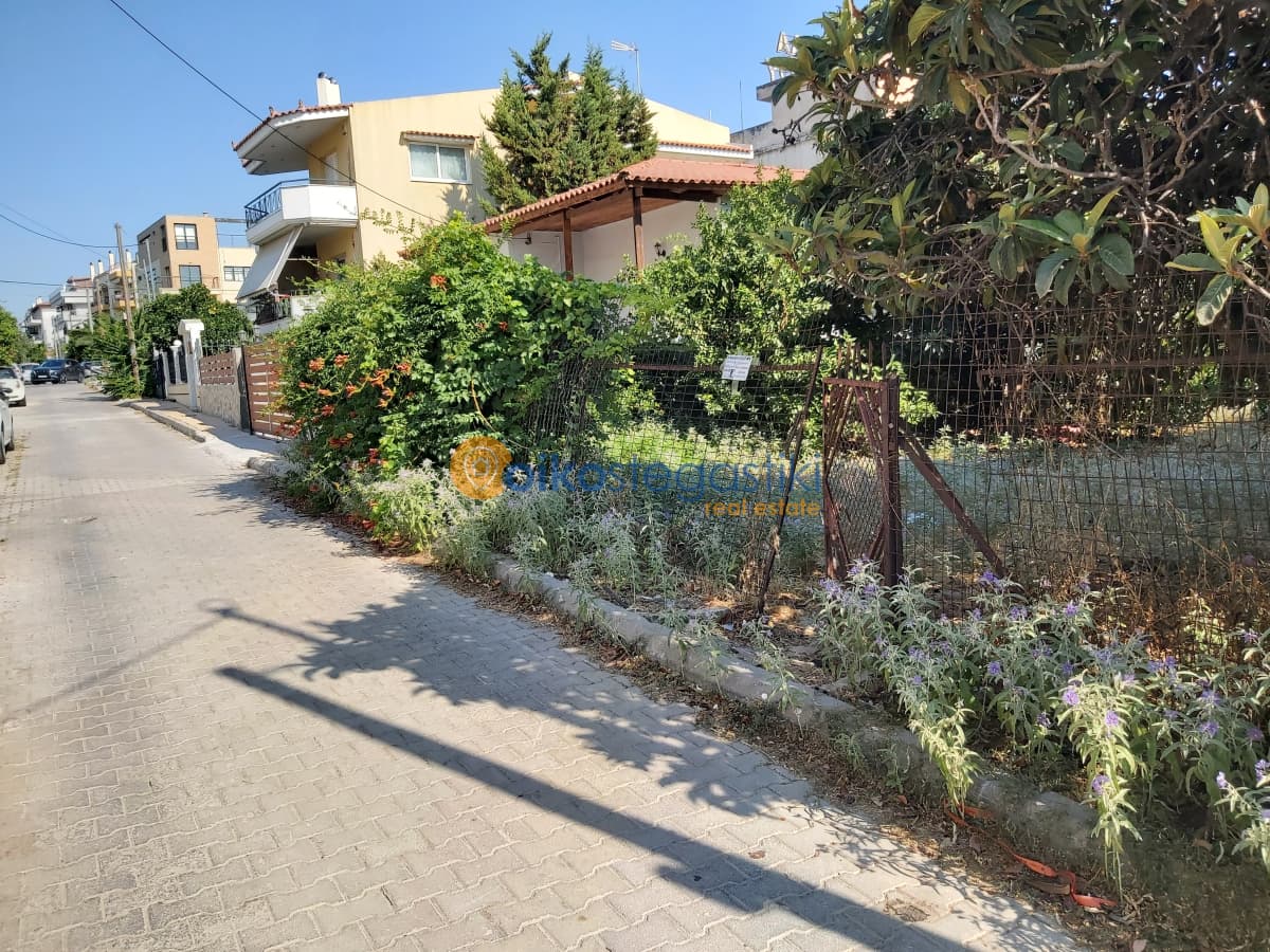 Οικόπεδο στην Μπάλανα, Γέρακας — Φωτογραφία 1 από 3