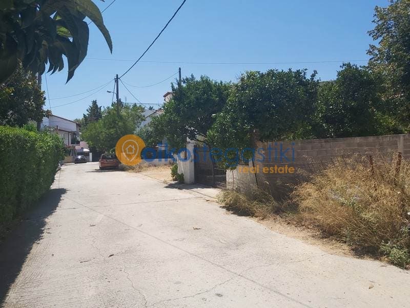 Οικόπεδο στην Αγία Τριάδα, Παιανία