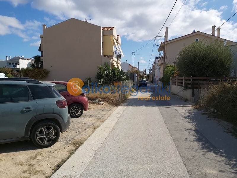 Οικόπεδο στην Μπάλανα, Γέρακας