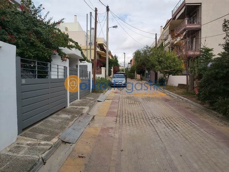 Οικόπεδο στην Φούρεσι, Γλυκά Νερά