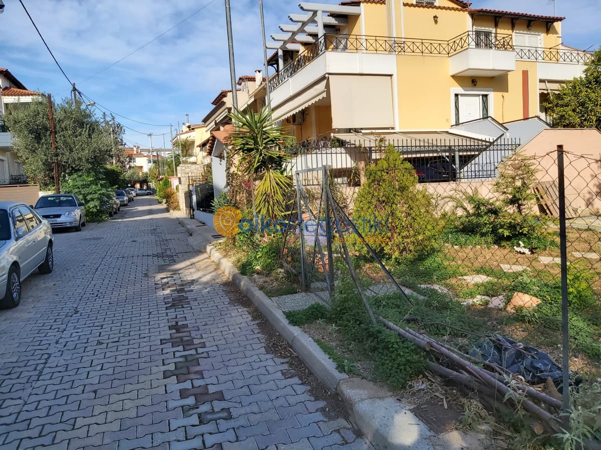 Οικόπεδο στην Μπάλανα, Γέρακας — Φωτογραφία 3 από 4