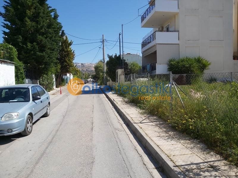 Οικόπεδο στην Γαργηττός, Γέρακας