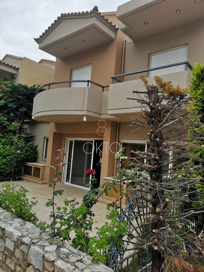 House in Adames Oikismos Peloponnision, Kifisia — Photo 1 of 13