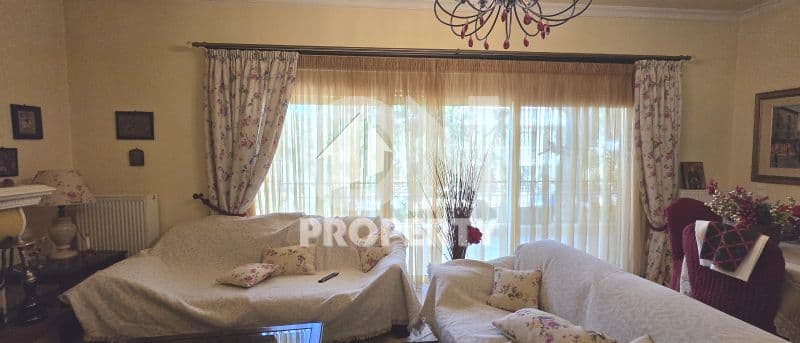 House in Kato Poseidonia, Lavrio — Photo 2 of 13