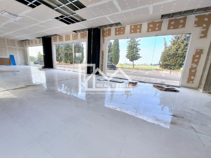 Retail Store in Mediterranean Cosmos, Thermi — Photo 9 of 15