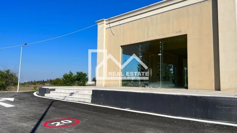 Retail Store in Mediterranean Cosmos, Thermi — Photo 14 of 15