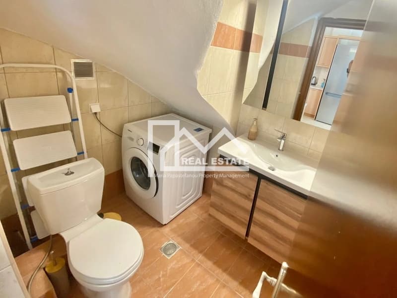 House in Loutra, Pallini — Photo 11 of 14