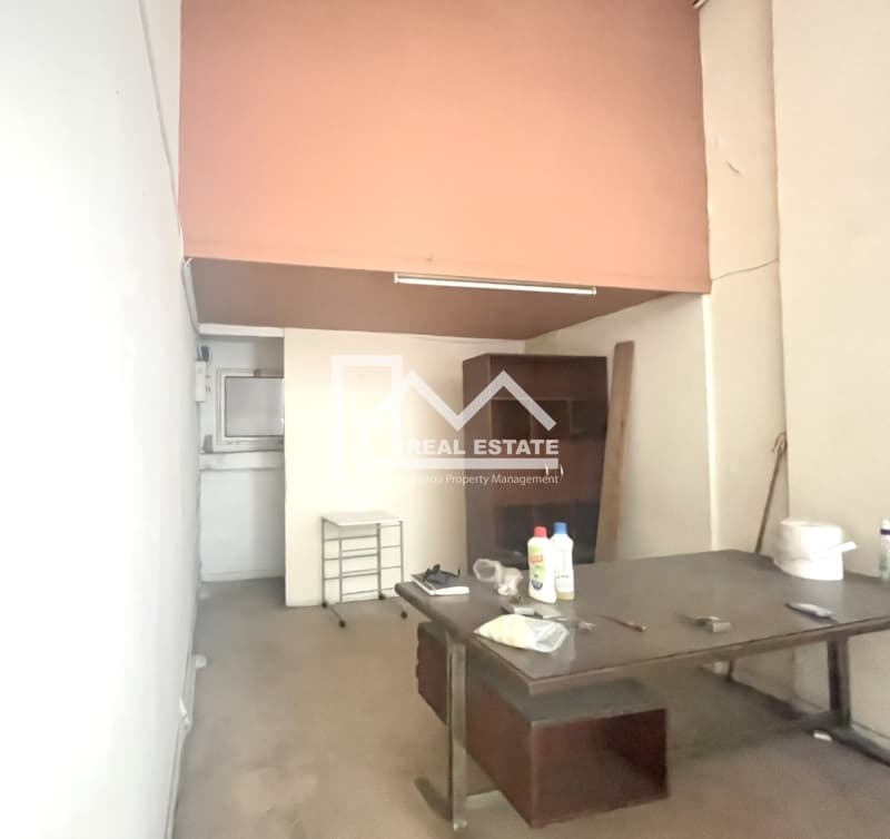 Κατάστημα στην Πολύγωνο, Πολύγωνο - Τουρκοβούνια — Φωτογραφία 4 από 5