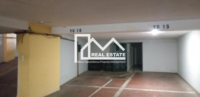 Χώρος Στάθμευσης στην Αμφιθέα, Παλαιό Φάληρο — Φωτογραφία 2 από 8