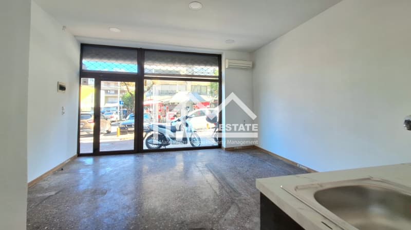 Retail Store in Pronoia, Stavroupoli — Photo 1 of 10