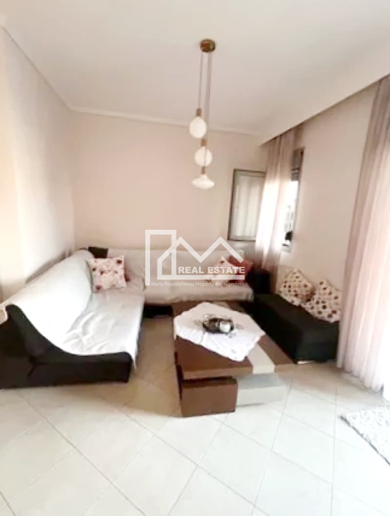 Apartment in Center, Pylea — Photo 8 of 15