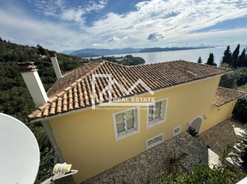 House in Kassiopi, Corfu — Photo 3 of 5