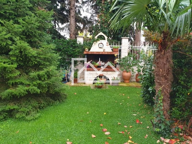 House in Center, Oreokastro — Photo 2 of 12