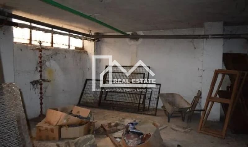 Warehouse in Aretsou, Kalamaria — Photo 2 of 9