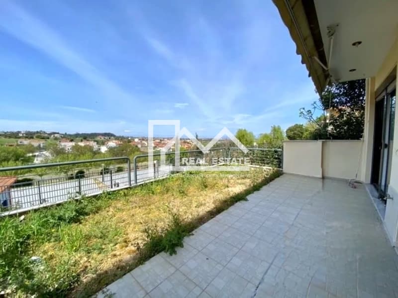 Apartment in Kardia, Mikra — Photo 1 of 17