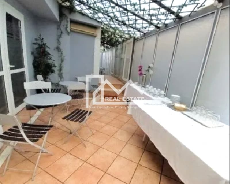 Office in Platia Kanigos, Exarchia - Neapoli — Photo 15 of 20