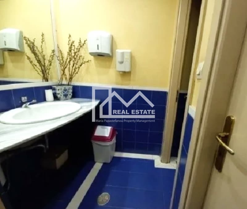 Office in Platia Kanigos, Exarchia - Neapoli — Photo 5 of 20