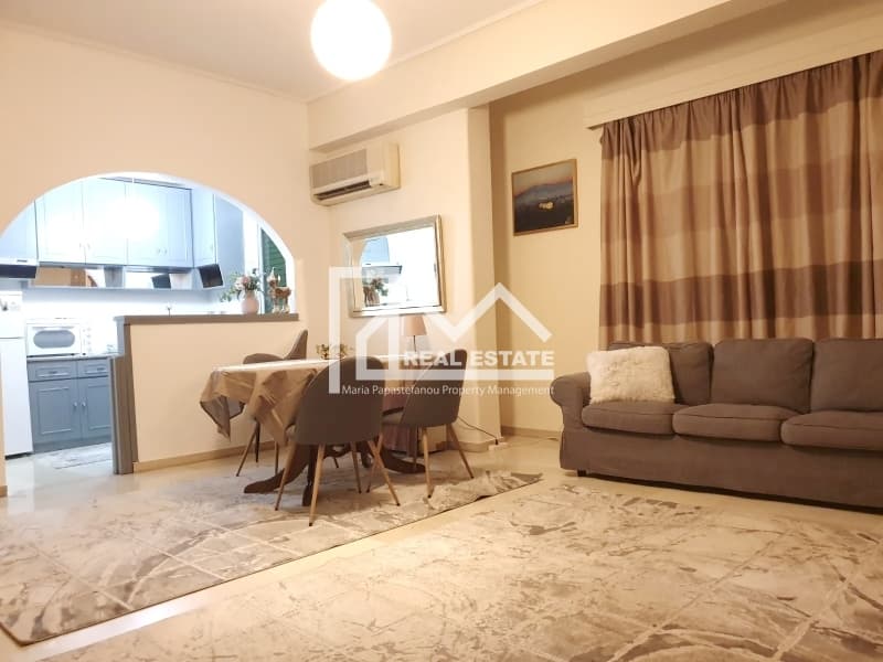 Apartment in Rouf, Tavros — Photo 1 of 8