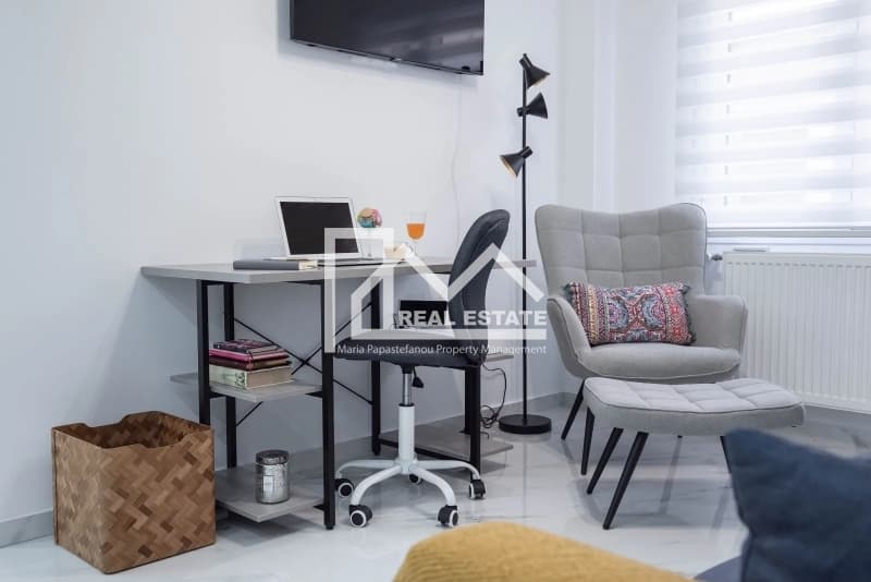 Apartment in Neo Pagkrati, Vironas — Photo 1 of 10