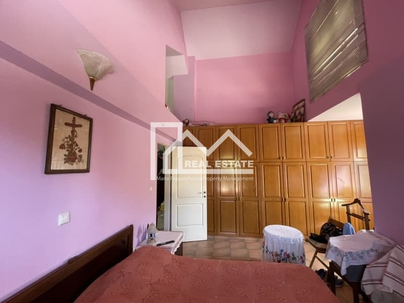 House in Trachones, Alimos — Photo 9 of 30
