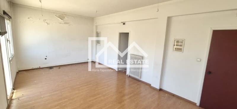 Office in Platia Kanigos, Exarchia - Neapoli — Photo 10 of 23
