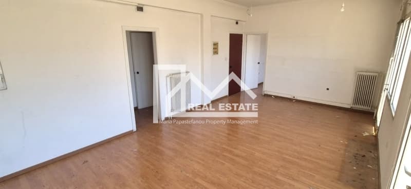 Office in Platia Kanigos, Exarchia - Neapoli — Photo 9 of 23