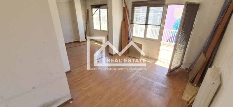 Office in Platia Kanigos, Exarchia - Neapoli — Photo 12 of 23
