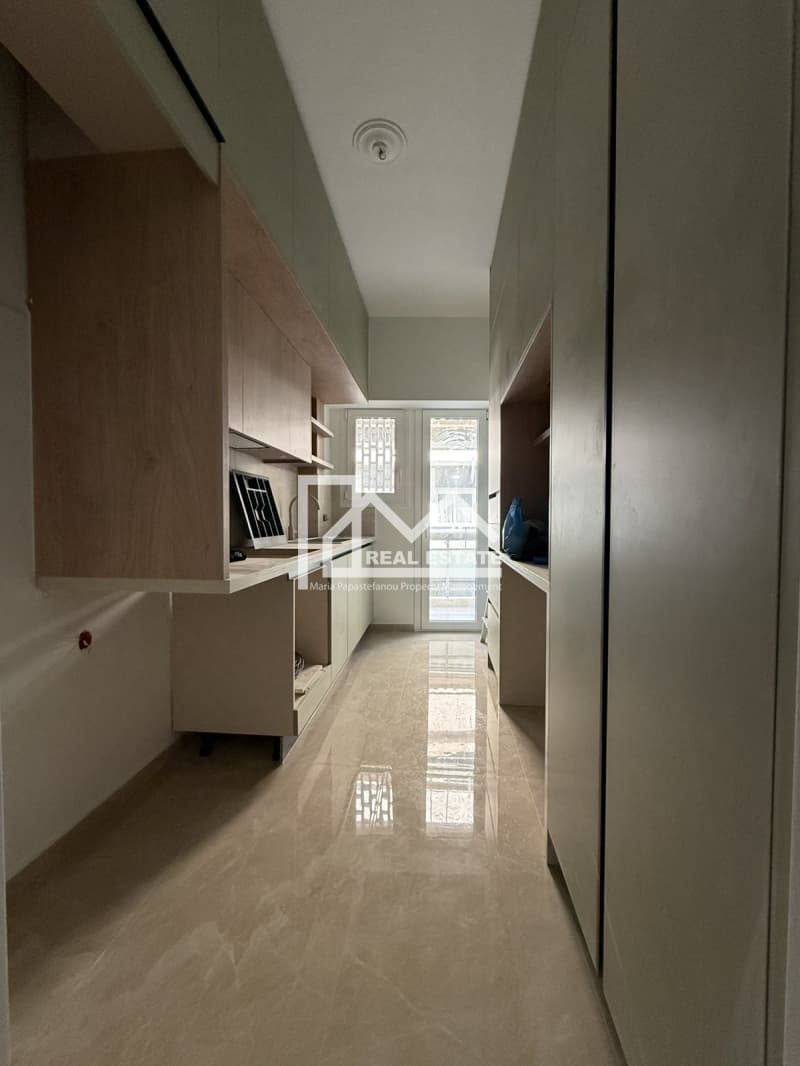 Apartment in Osios Loukas, Patisia — Photo 2 of 12