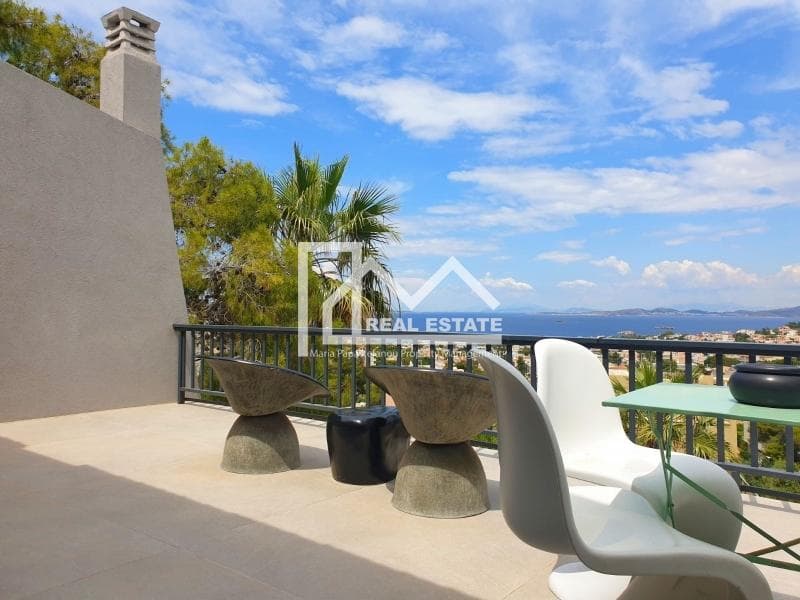 House in Saronida, Saronida — Photo 1 of 30