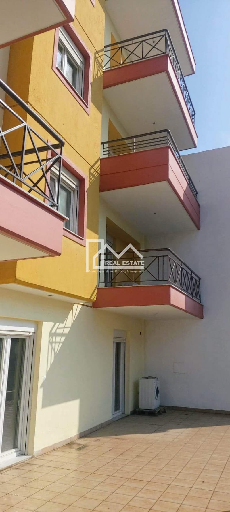 Apartment in Center, Menemeni — Photo 2 of 17
