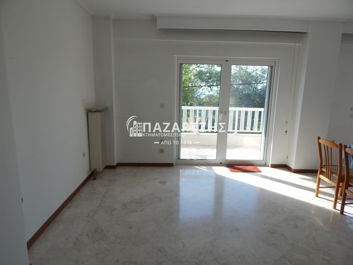 Apartment in Karampournaki, Kalamaria — Photo 3 of 9