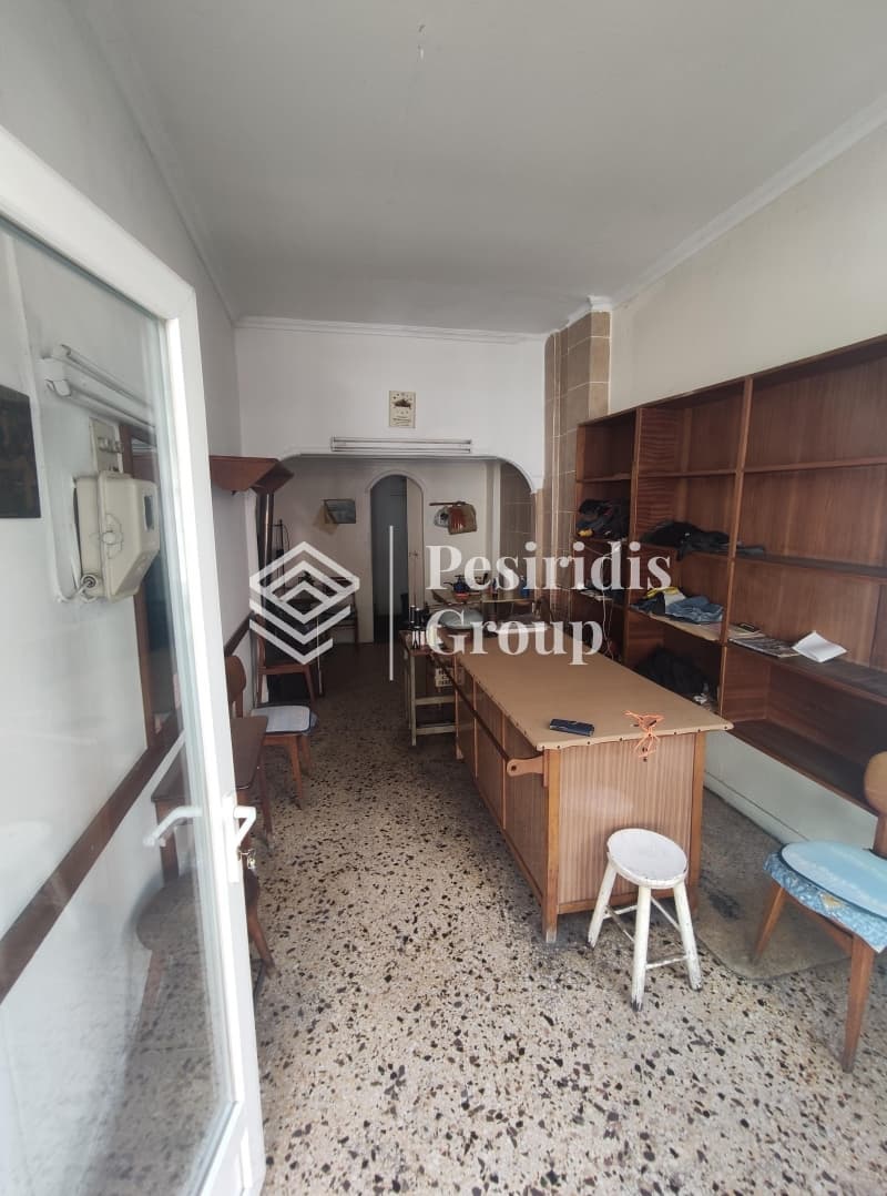 Retail Store in Anothen Asylou, Stavroupoli — Photo 1 of 5