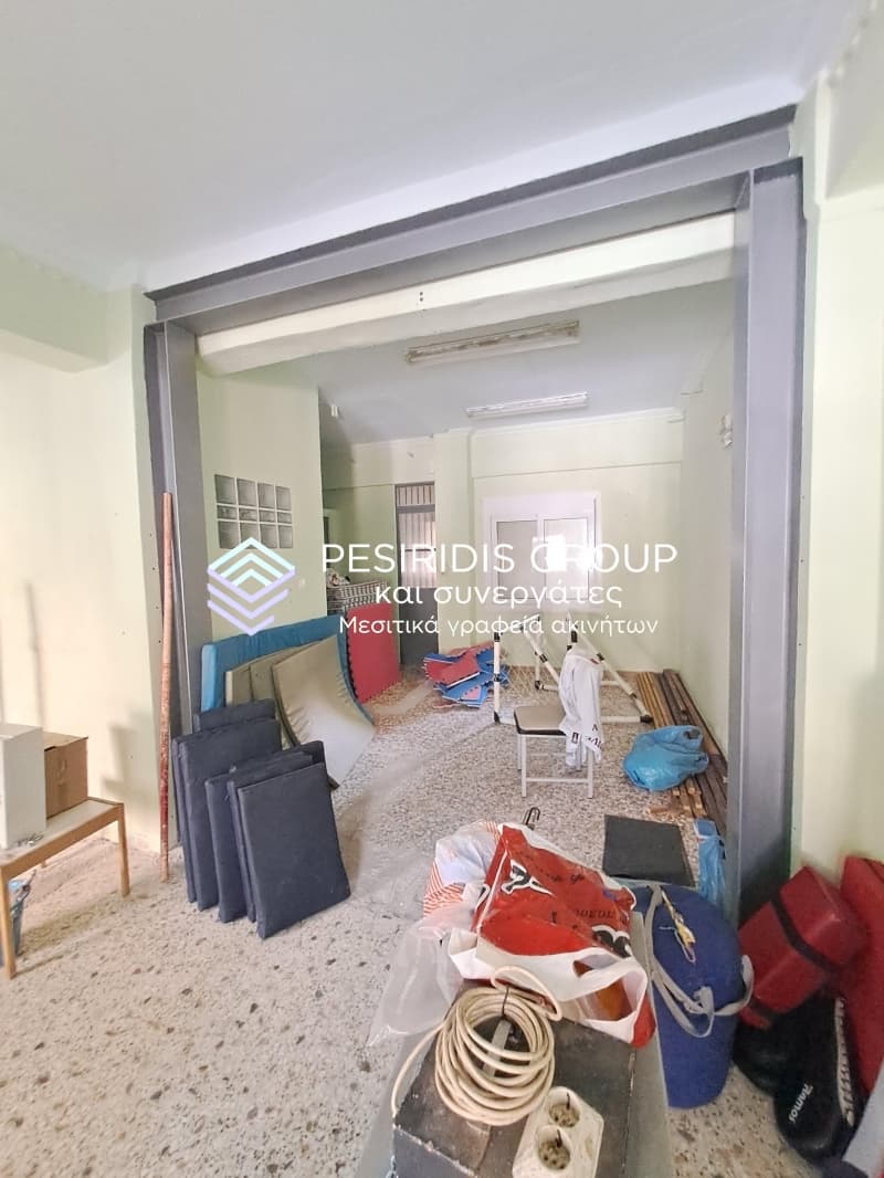 Apartment in Lofos Axiomatikon, Peristeri — Photo 1 of 15