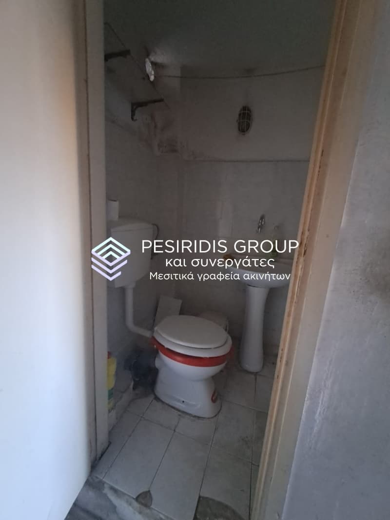 Retail Store in Mavros Gatos, Neapoli — Photo 15 of 15