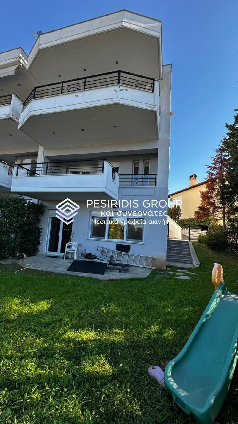 House in Center, Panorama — Photo 1 of 31