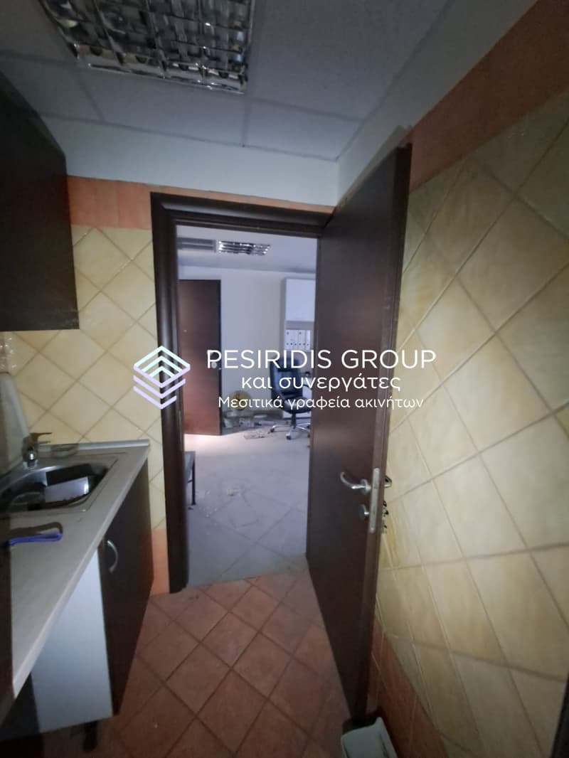 Office in Mediterranean Cosmos, Thermi — Photo 15 of 16