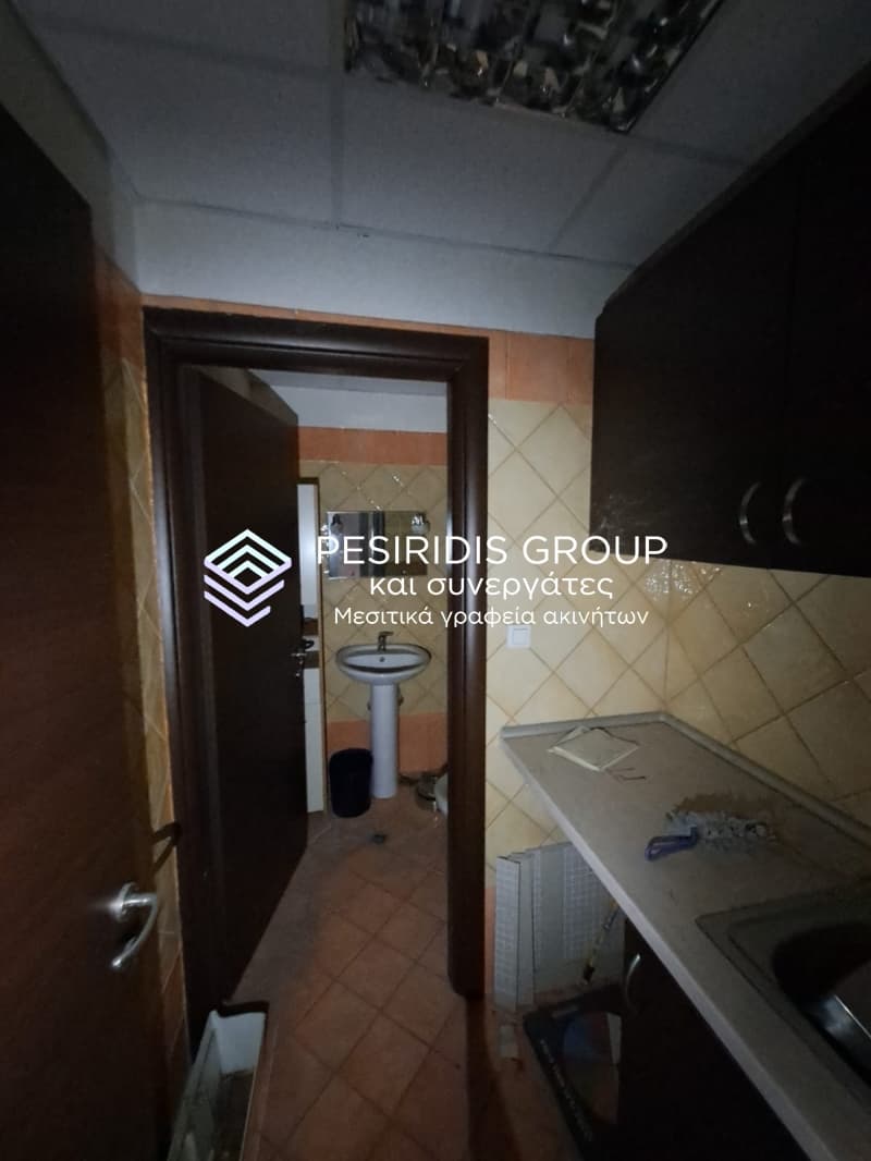 Office in Mediterranean Cosmos, Thermi — Photo 13 of 16