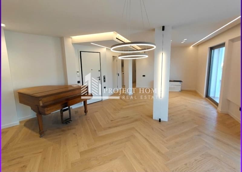 Γραφείο στην Hilton, Ιλίσια — Φωτογραφία 2 από 14