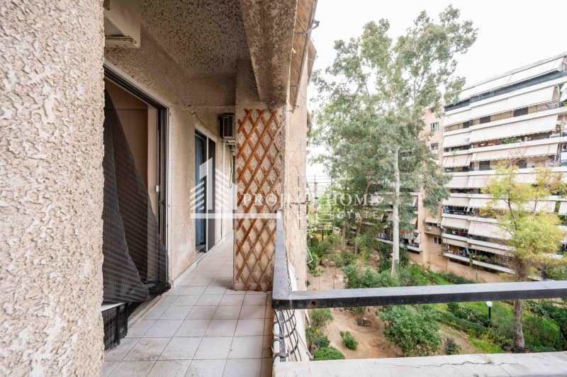 Apartment in Neo Faliro, Piraeus — Photo 2 of 5