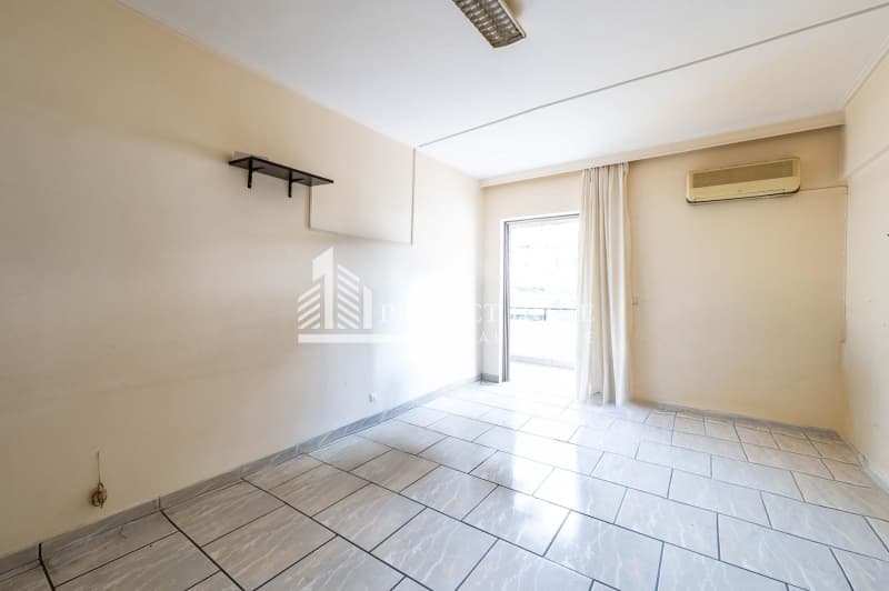 Apartment in Neo Faliro, Piraeus — Photo 3 of 5