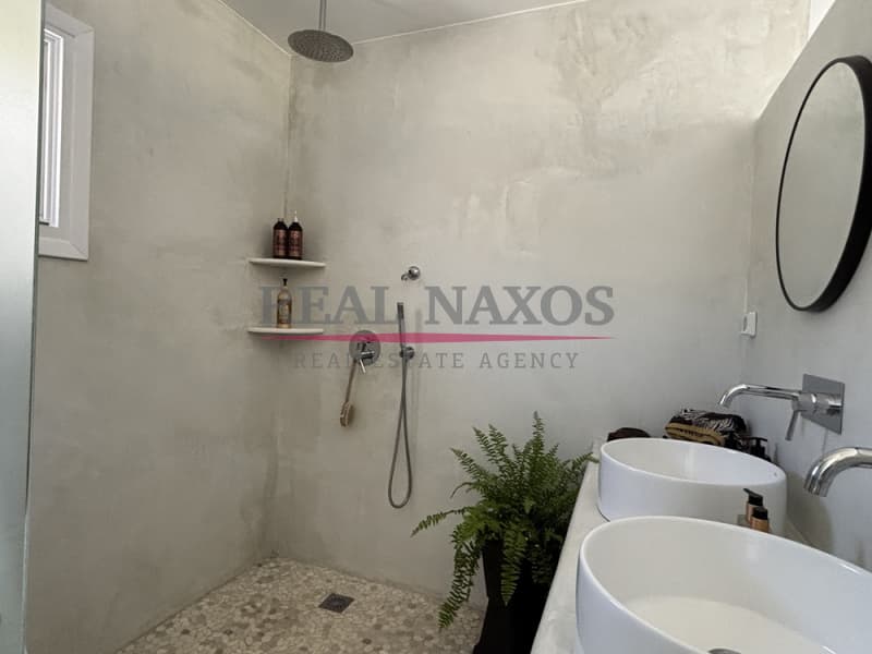 House in Plaka, Naxos — Photo 23 of 30