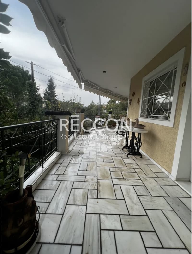 House in Center, Agios Stefanos — Photo 3 of 23