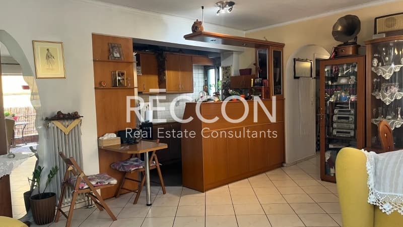 Apartment in akadimia Platonos, Kolonos - Kolokinthous — Photo 9 of 10