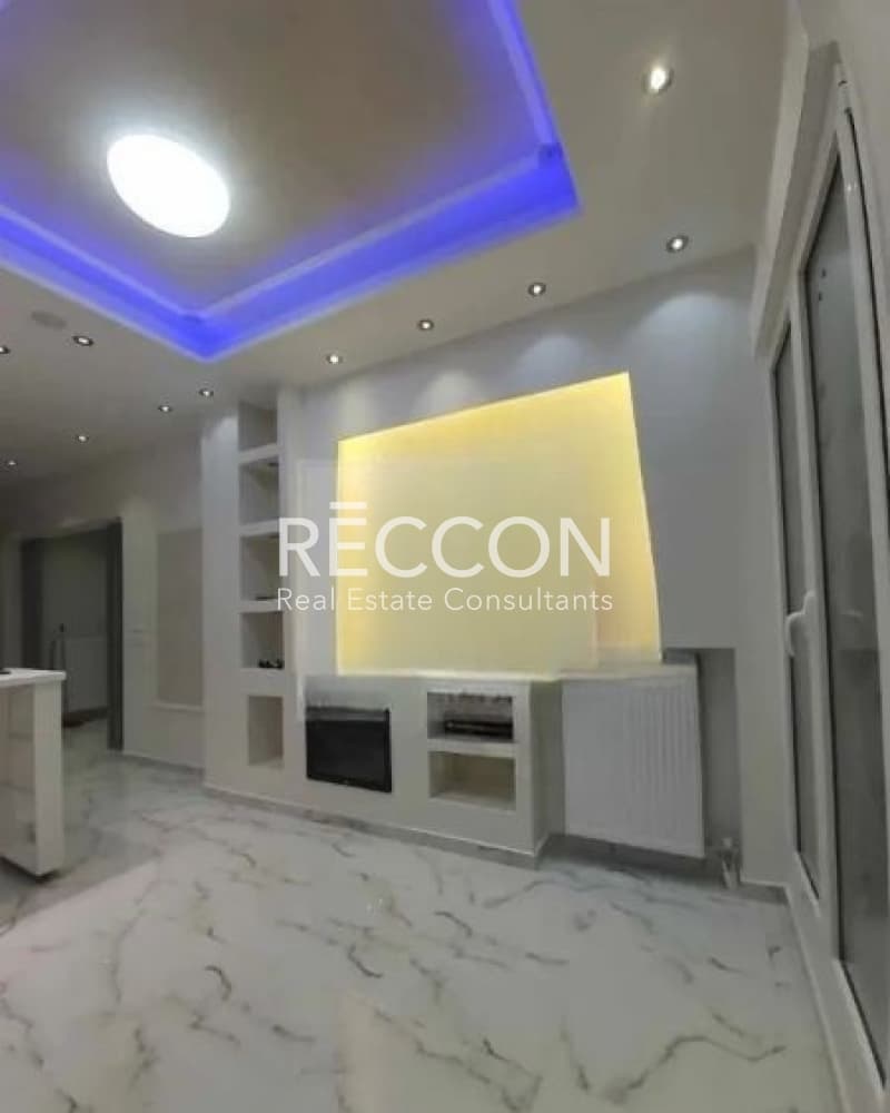 Apartment in Plateia Koliatsou, Patision - Acharnon — Photo 2 of 15